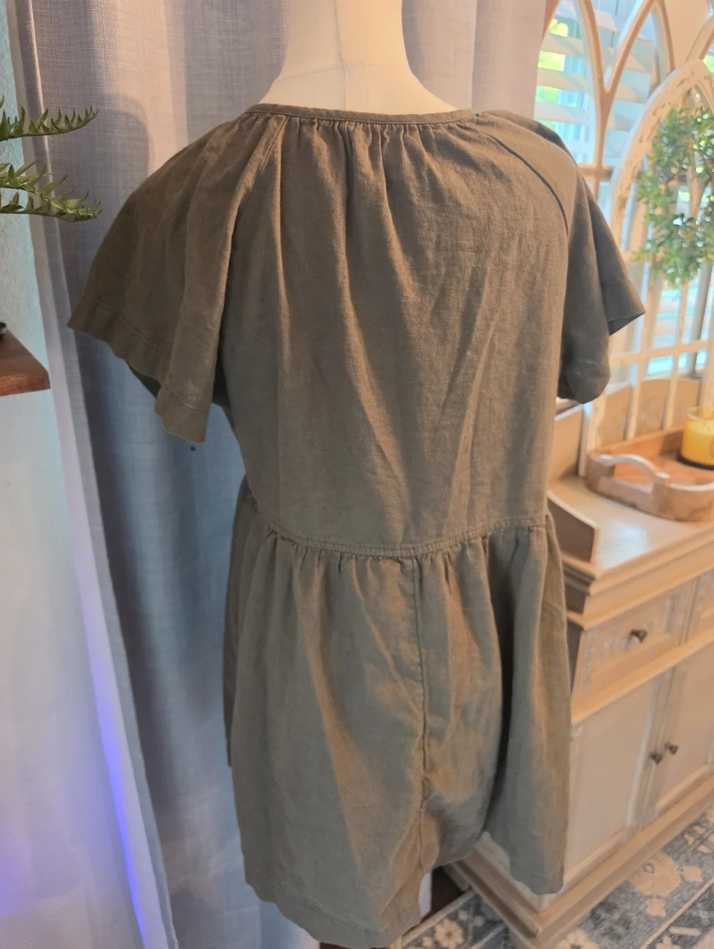 Universal Thread Dress - Picture 2 of 5